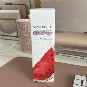 Glow Recipe Watermelon Glow PHA + BHA Pore Tight Toner